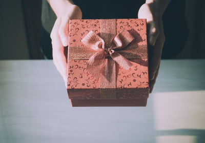 3 aspecte pe care sa le iei in considerare cand faci un cadou